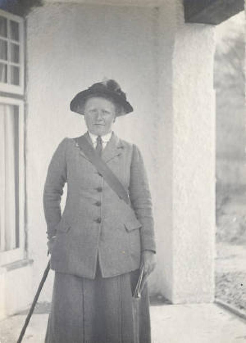 A black and white image showing Gertrude Elles